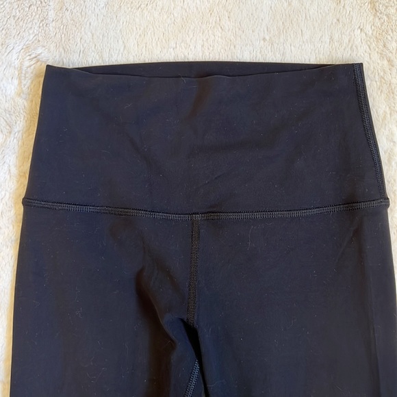 Lululemon align black crop tights - Picture 4 of 4